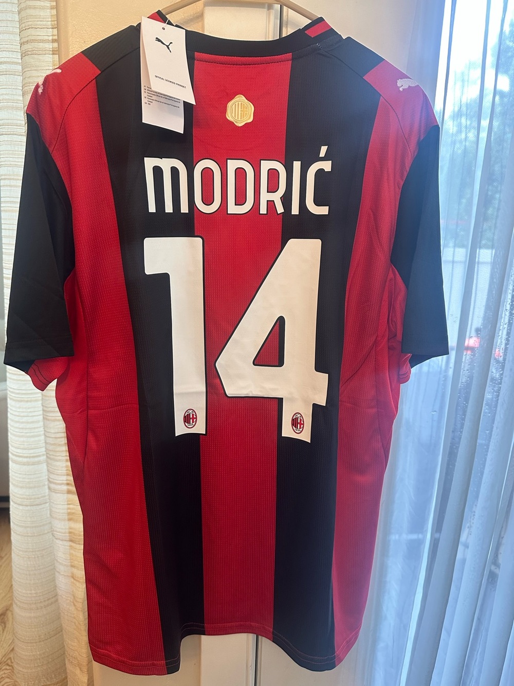 AC Milan 2026/27 Luka Modric #14 Jersey Men’s Home Kit Fits Large
